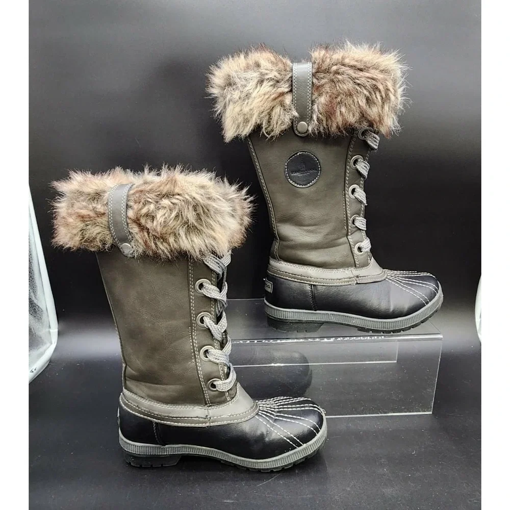 London Fog Melton Women Green Black Size 8 Winter Faux Fur Duck Boots Cozy